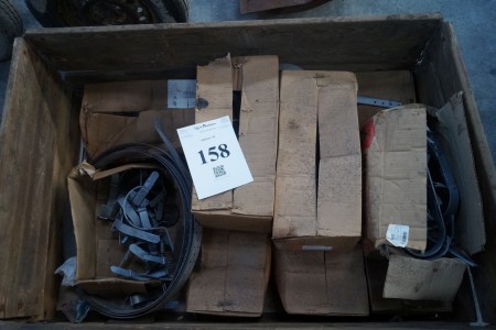 Lot of various gutter fittings, for installation etc. See pictures for specification.