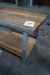 Arbejdsbord med skruestik. 150x80x90cm