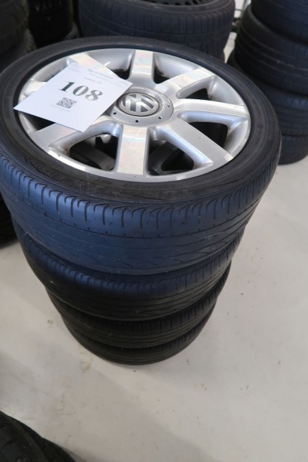 4 stk. alufælge med dæk, 225/45R17, til WV Touran/golf, hulmål 5x112 mm