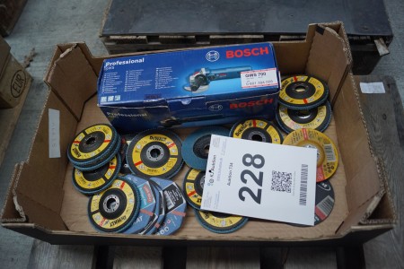 Angle grinder, manufacturer: bosch, type: professional GWS700 + grinder and cutting discs.