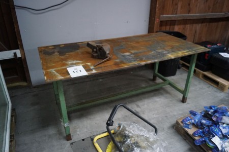 Iron worktable with vice