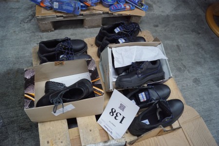 5 Pair of Safety Shoes Manufacturer L1 Berner + Beta