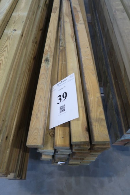 118.1 meter pressure-impregnated boards, 33x56 mm, planed and with rounded corners. length: 11/70, 4/140, 2/200, 42/240 cm