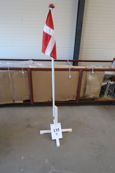 4 stk. flagstænger med flag, højde 160 cm