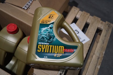 4 stk 4 Liters Motorolie Fabrikant: Petronas Model: Syntium Moto 