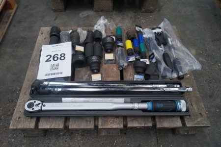 Torque wrench Manufacturer Licota Model AQL-N4350 + various peaks