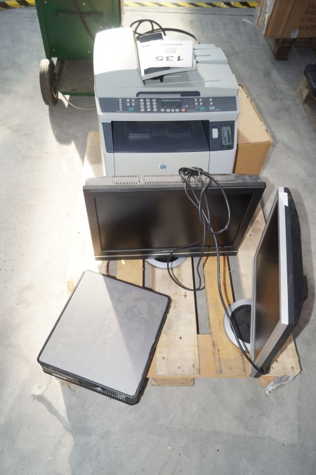 Printer Manufacturer HP model Color Laserjet 2840 + 2 monitors and computer.