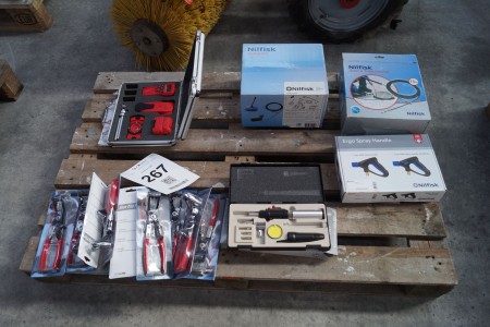 Accessories for Nilfisk. test equipment and pliers.