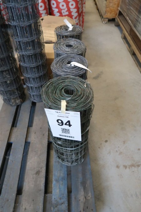 4x25 meter wire fence, height 60 cm. 3 rolls galvanized. 1 roll green