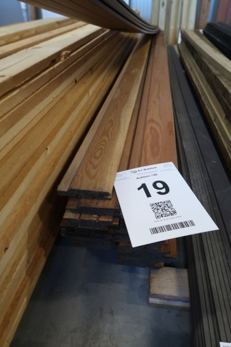 20 pcs. cladding boards, thickness 21 mm, cover width 10.5 cm, length 300 cm