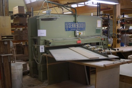 Sennerskov press. Type: p10255-1-6-ls.
