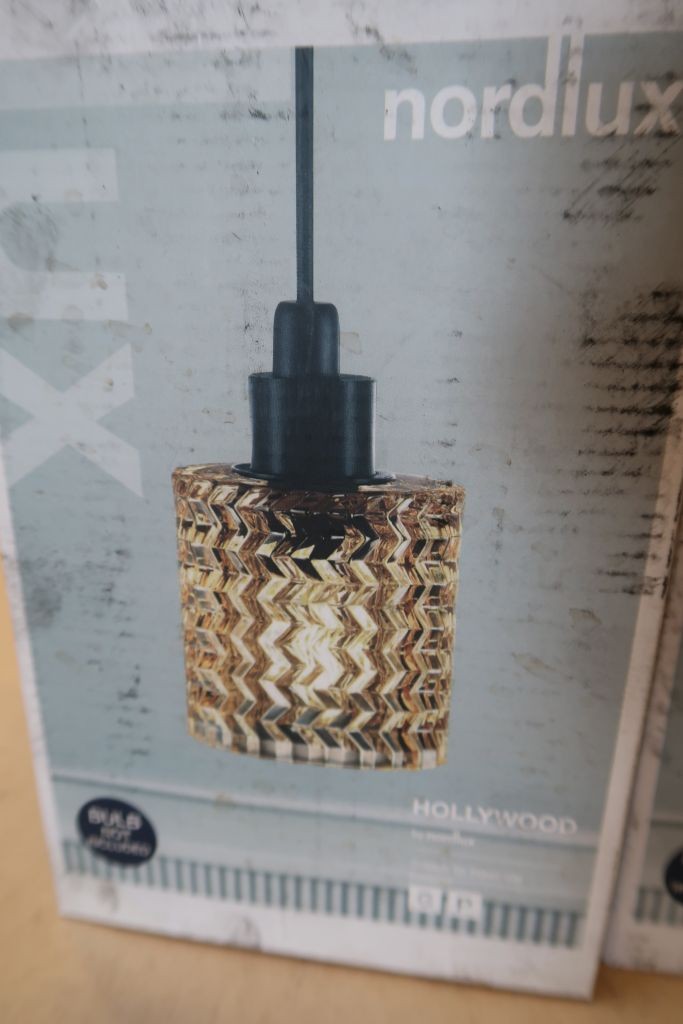 komfortabel Rullesten afgår 2 stk. pendel lamper Nordlux Hollywood, rav farvet glas - KJ Auktion -  Maskinauktioner