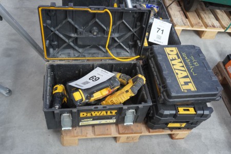 DeWalt power tools + 4 DeWalt toolboxes