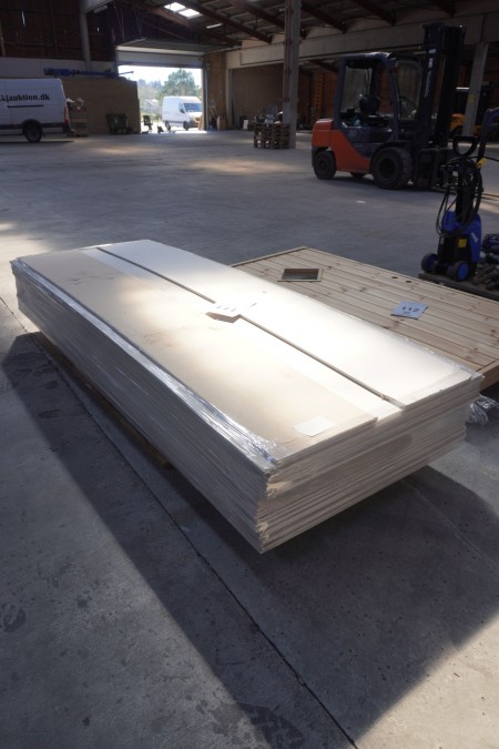 23 pieces of plasterboard