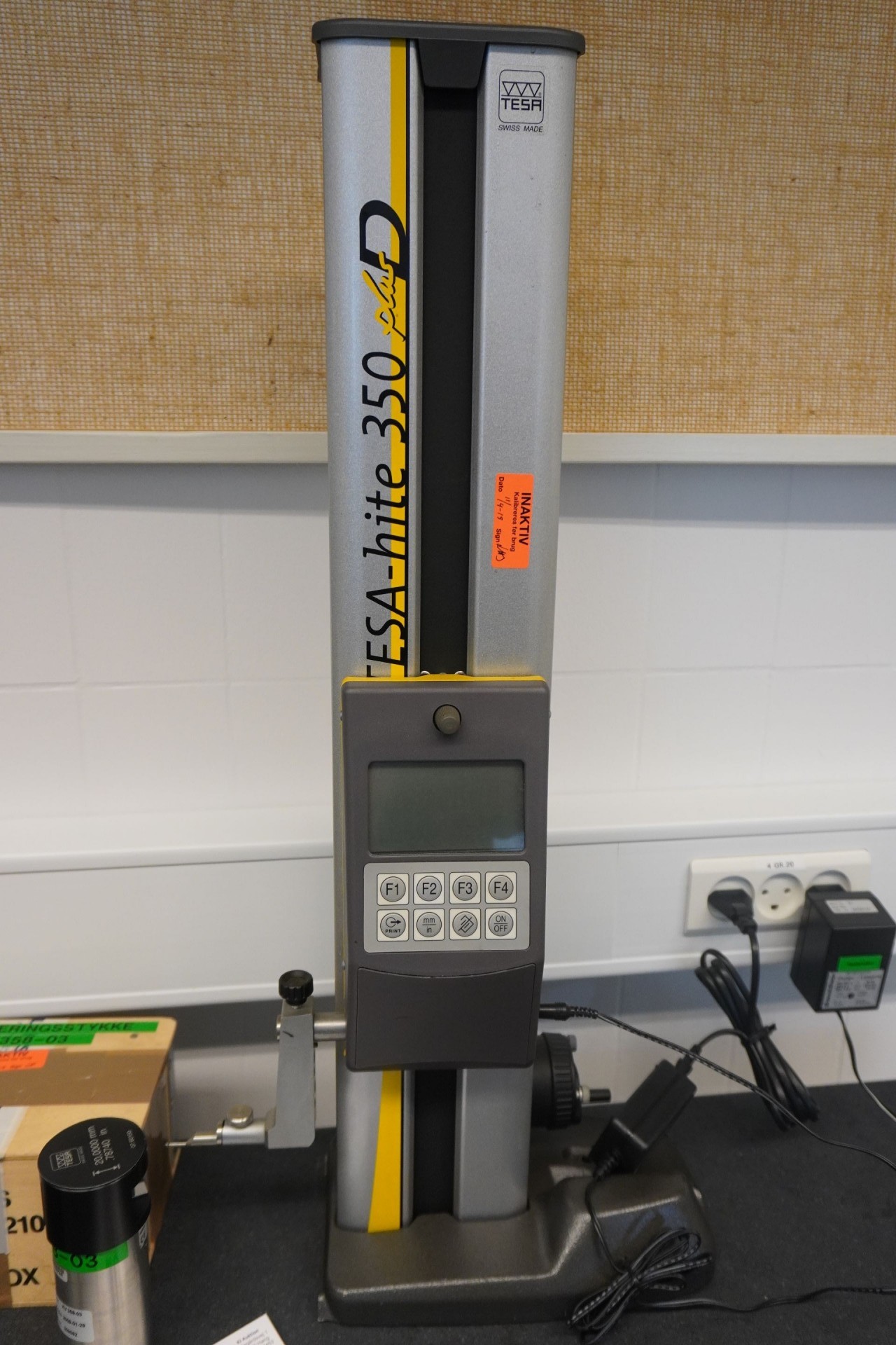 Elektronisk højdemåler. Fabrikant: Tesa. Model: tesa-hite 350 + d. - KJ