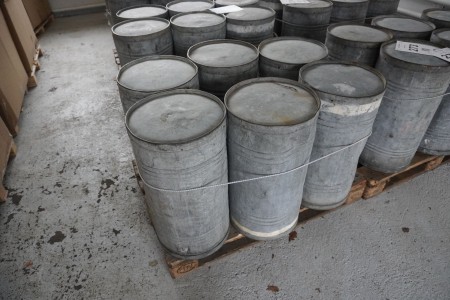 6 pieces. Zinc barrels.