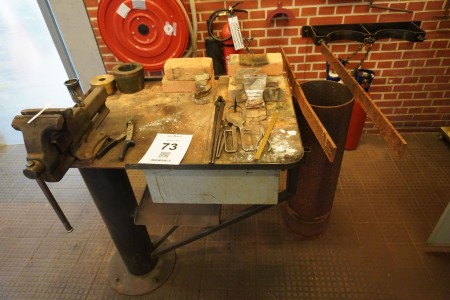 Iron table set / cutting table with vice.