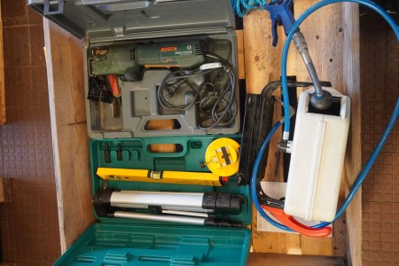 Laser tool kit. + Bosch pms400 pe jigsaw.