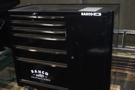 Bahco tool cabinet on wheels
