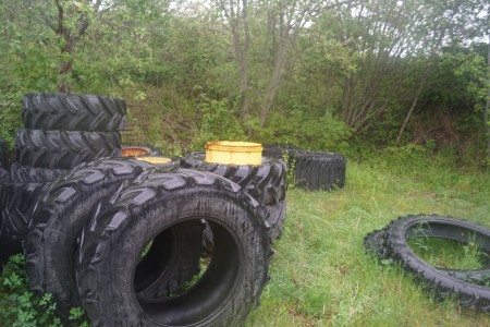 Ca. 35 Stk. Reifen für Traktoren