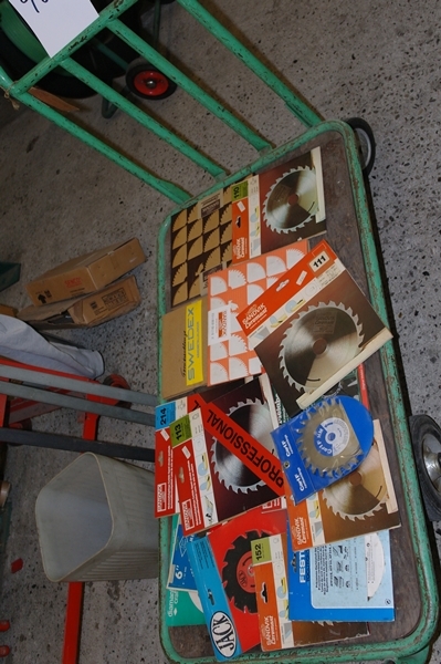 Trolley with various new circular saw blades