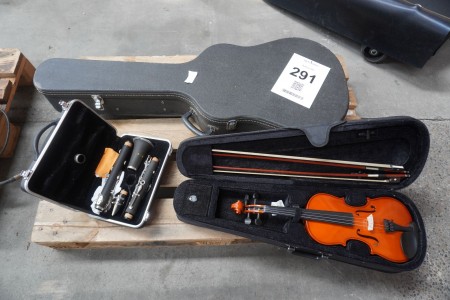 Violin with 2 bow + jazz flute + guitar case