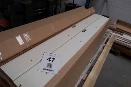 2x4 Stk. weiß lackiertes Holz mit Verschlussdose