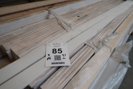216 meters of white painted boards