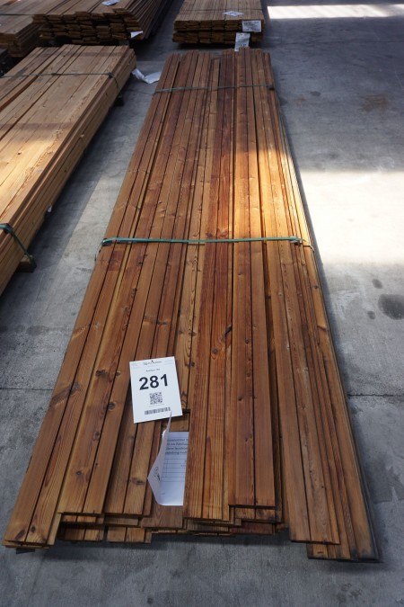 28 thermo-treated and oiled facade cladding