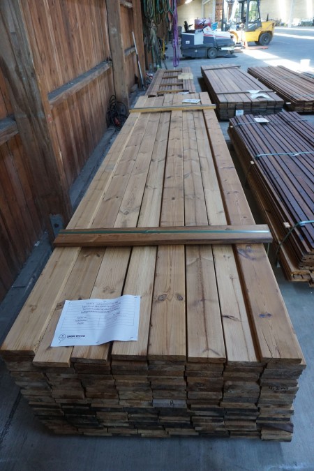 147 pcs thermo-treated and oiled patio boards
