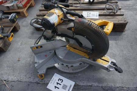 Cutting / miter saw, Brand: Devalt, Model: DW 718-qs