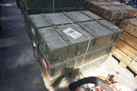 6 wooden ammunition boxes