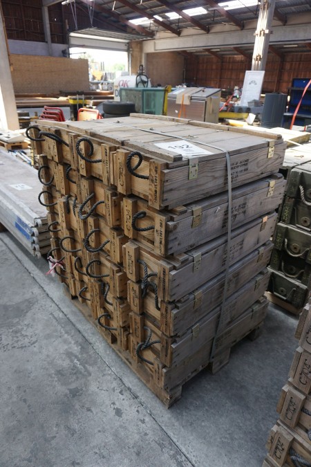 24 pieces of ammunition boxes in wood