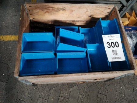 Plastic assortment boxes