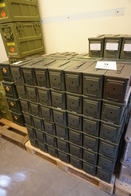 85 stk ammunitionskasser i metal 