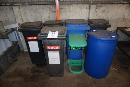 5 stk affaldscontainere + plastiktønde mv. 
