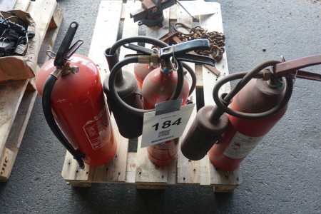 4 stk brandslukkere, mærke: Falck 