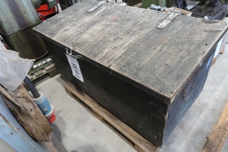 Wooden box, approx. H65xD70xL140 cm