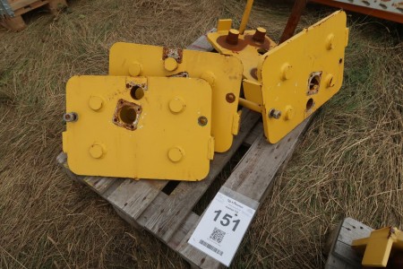 4 pcs. iron plates with bearings and gears