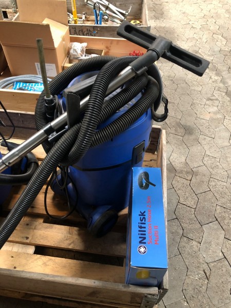 Vacuum cleaner, Brand: Nilfisk, Model: Multi ll 30 T