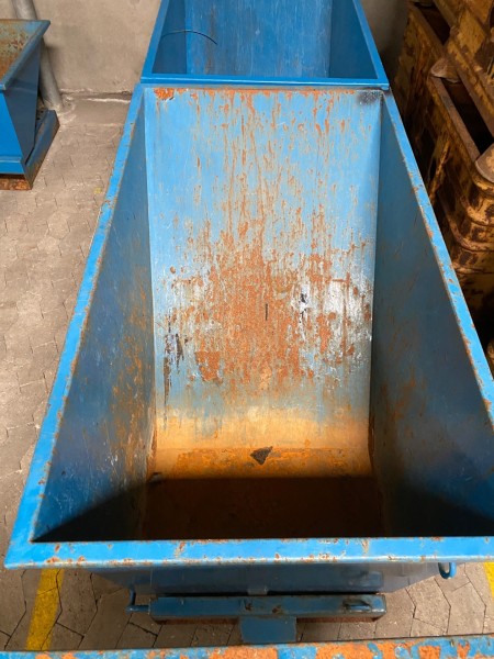 Tilting container, Brand: INTRA SE