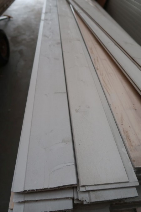 151 meter cladding boards, white painted, thickness 15 mm, cover width 11 cm, length 420 cm, with end groove