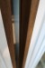 Holzfenster, dunkles Holz / Weiß, B39xH239 cm, Rahmenbreite 11,5 cm. Mit Nut zum Löschen. Modellfoto