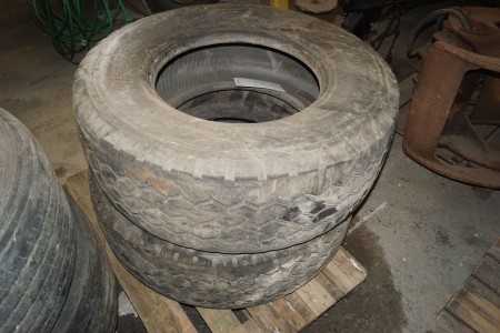 2 pcs. truck tires, Brand: bridgestone