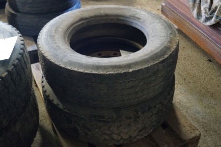 2 pcs. truck tires. 1 on rim and 1 without.