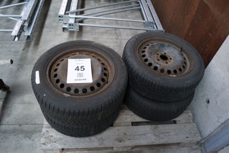 4 tires for Ford Mondeo