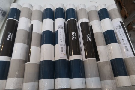 10 rolls of wallpaper