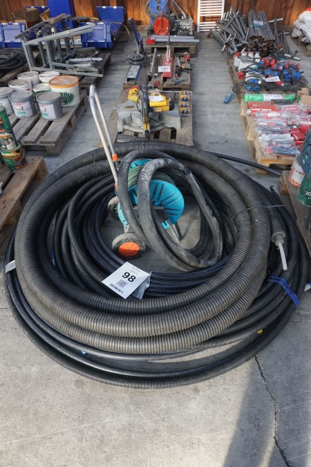 Lot of hoses + hose trolley + cable