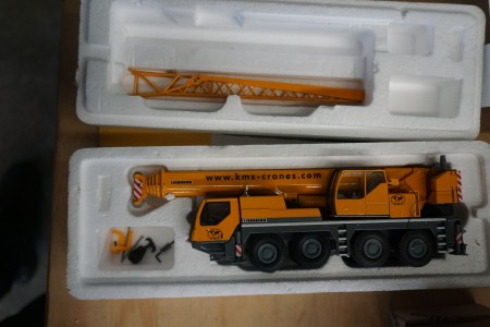 Toy crane truck. Brand: Liebherr