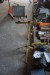 3 stk. arbejdslamper på stativ + 3 arbejdslamper + 2 stk. kabeltromle + Bosch borehammer 